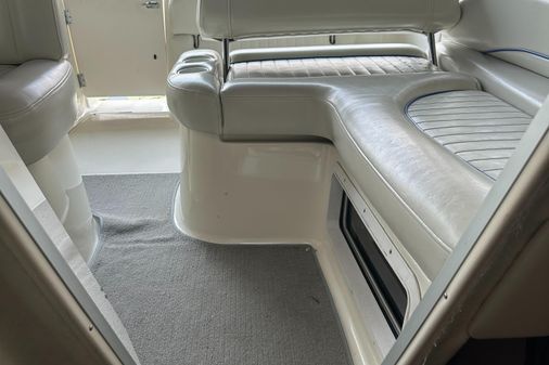 Bayliner 245 Cruiser image