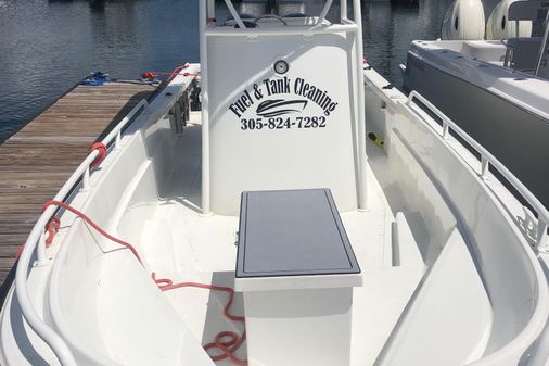 Boston Whaler Guardian 25 image