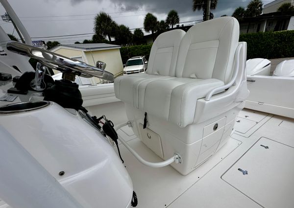 Intrepid 327 Center Console image