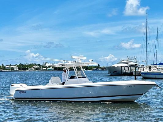 Intrepid 327 Center Console - main image