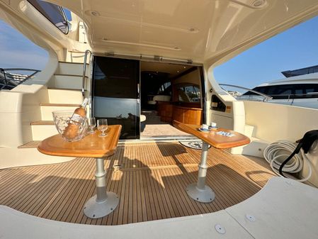 Azimut 62 image