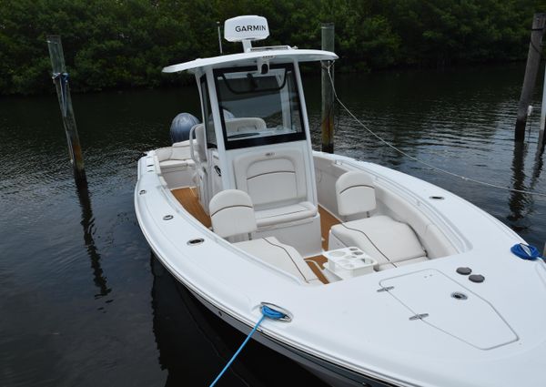 Sea Hunt Ultra 275 SE image