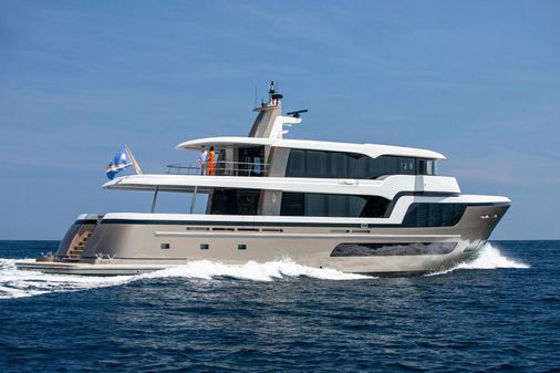 Van der Valk Custom 34M Explorer image