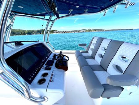 Valhalla Boatworks V-33 image