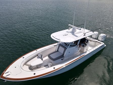 Valhalla Boatworks V-33 image