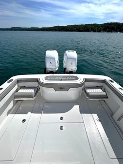 Valhalla Boatworks V-33 image