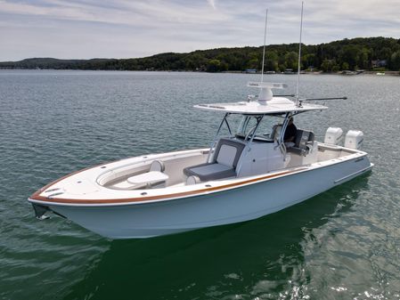 Valhalla Boatworks V-33 image