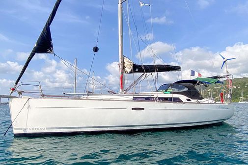 Beneteau Oceanis 37 image