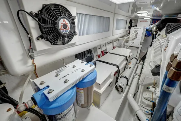 Viking 52-CONVERTIBLE image