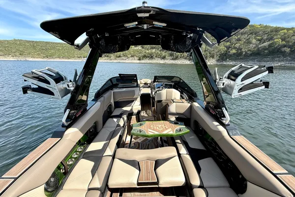 Centurion RI245 image