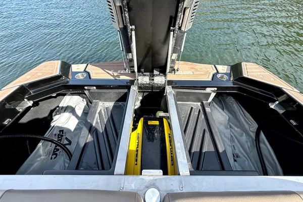 Centurion RI245 image