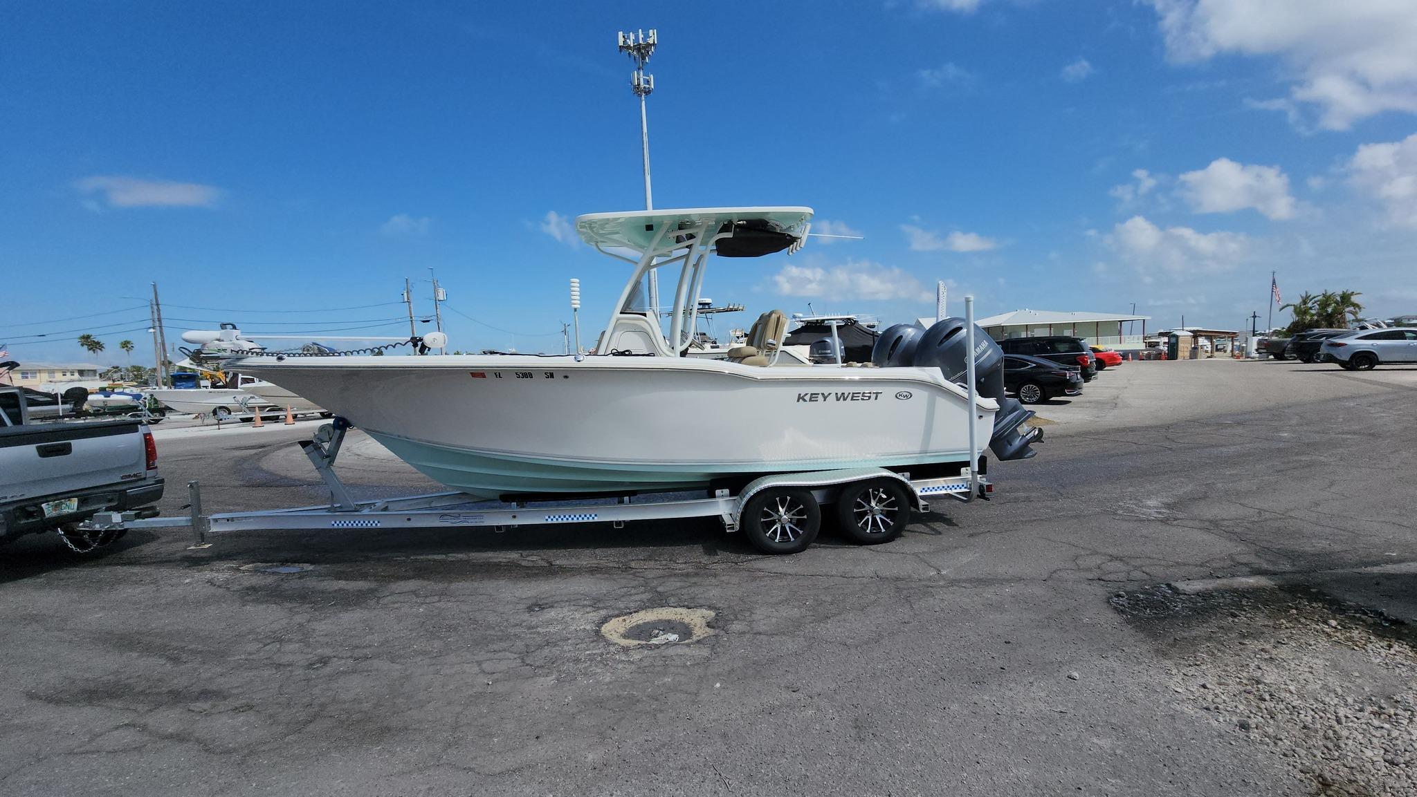 2019 Key West 244 center console