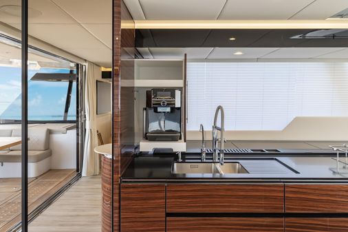 Sunreef 60 Sailing image