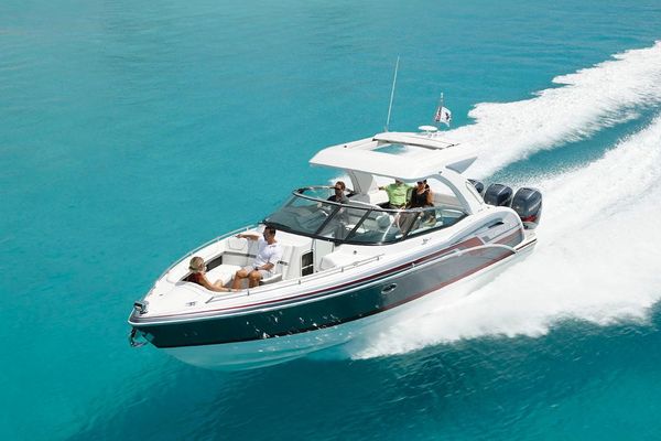 Formula 350 Crossover Bowrider OB - main image