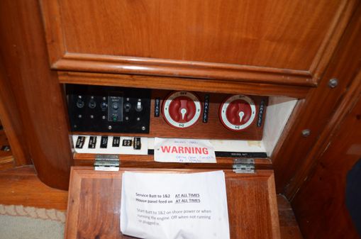 Frers -CIBIL-44-K-CB-KETCH image