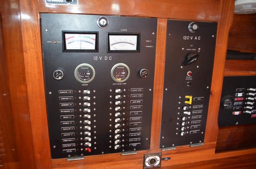 Frers -CIBIL-44-K-CB-KETCH image