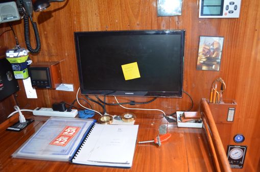 Frers -CIBIL-44-K-CB-KETCH image