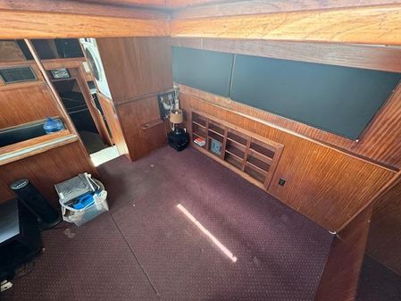 Hatteras 43-DOUBLE-CABIN-MOTORYACHT image