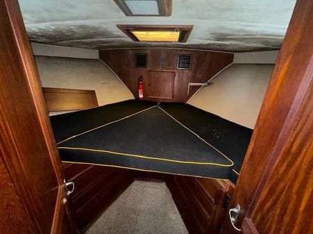 Hatteras 43-DOUBLE-CABIN-MOTORYACHT image