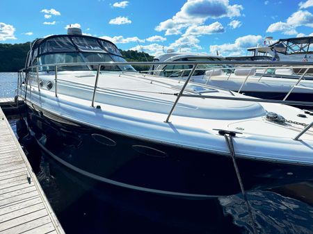 Sea Ray 380 Sundancer image