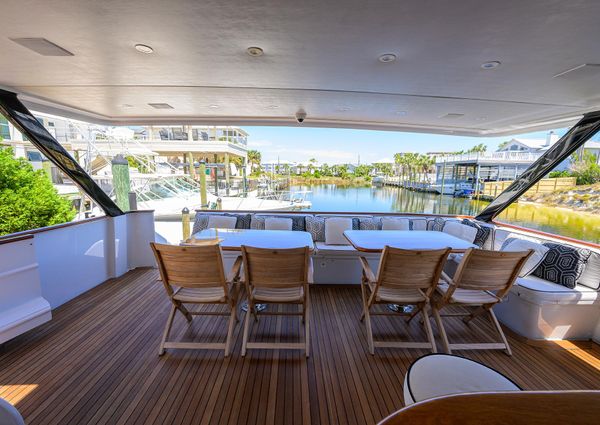 Broward 108-RAISED-PILOTHOUSE image