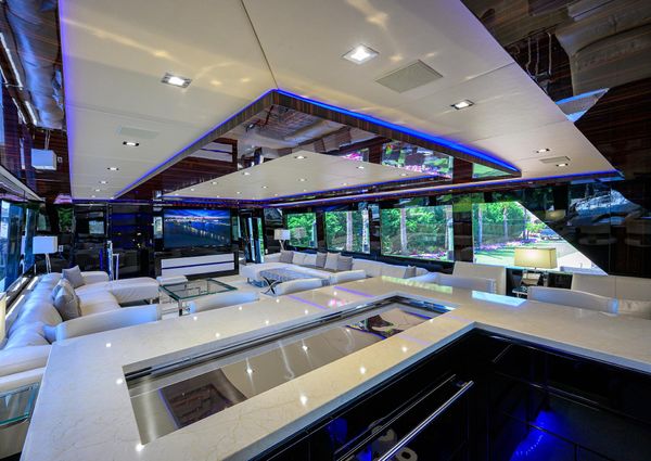 Broward 108-RAISED-PILOTHOUSE image