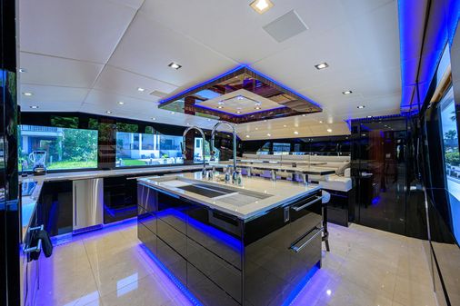 Broward 108 Raised Pilothouse image