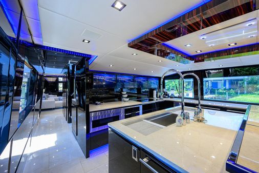 Broward 108 Raised Pilothouse image