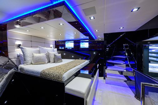 Broward 108 Raised Pilothouse image