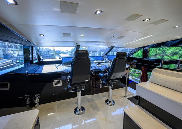 Broward 108-RAISED-PILOTHOUSE image