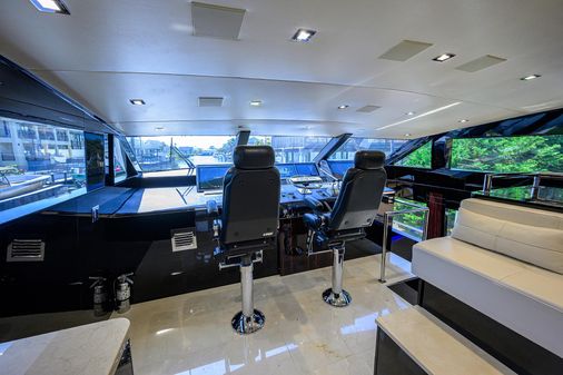 Broward 108 Raised Pilothouse image