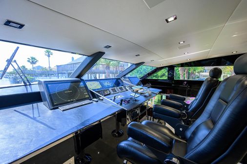 Broward 108-RAISED-PILOTHOUSE image