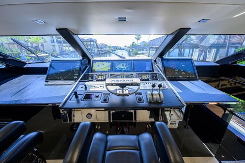 Broward 108-RAISED-PILOTHOUSE image