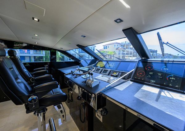 Broward 108-RAISED-PILOTHOUSE image