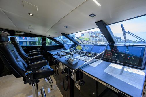 Broward 108 Raised Pilothouse image