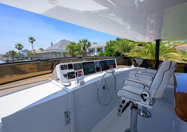 Broward 108-RAISED-PILOTHOUSE image