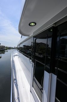 Broward 108 Raised Pilothouse image