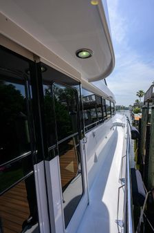 Broward 108 Raised Pilothouse image