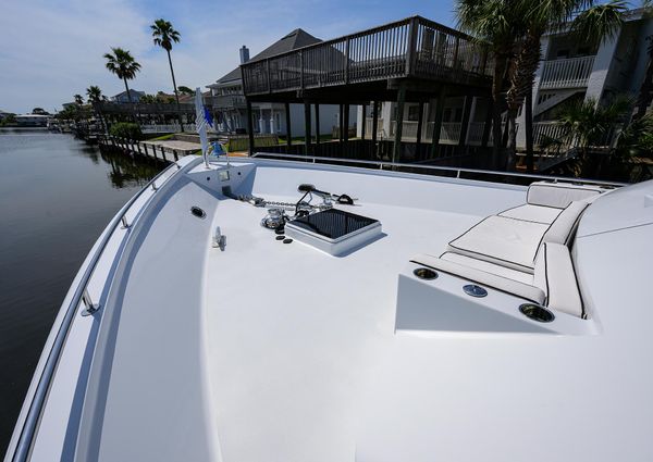 Broward 108-RAISED-PILOTHOUSE image