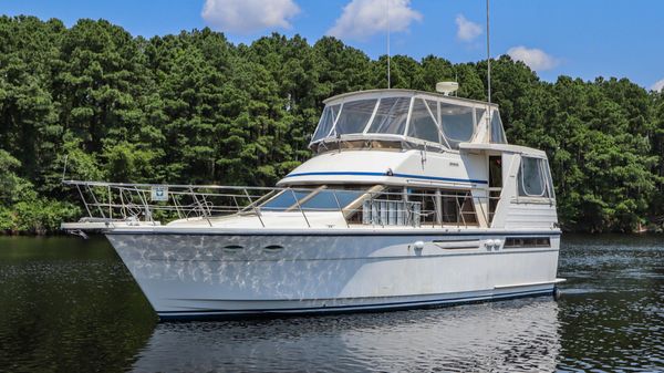 Jefferson 43 Sundeck 