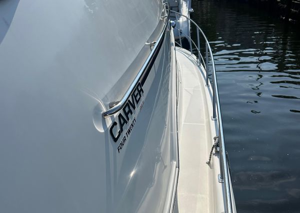 Carver 420 Mariner image