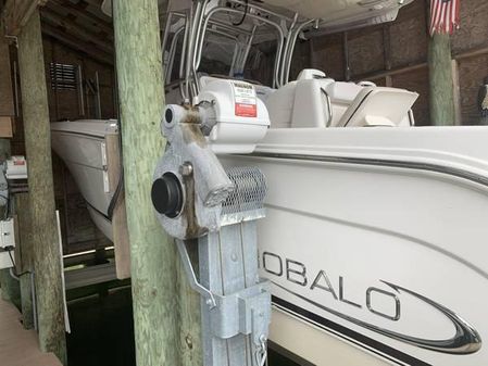 Robalo R300-CENTER-CONSOLE image