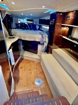 Sea Ray 330 Sundancer image