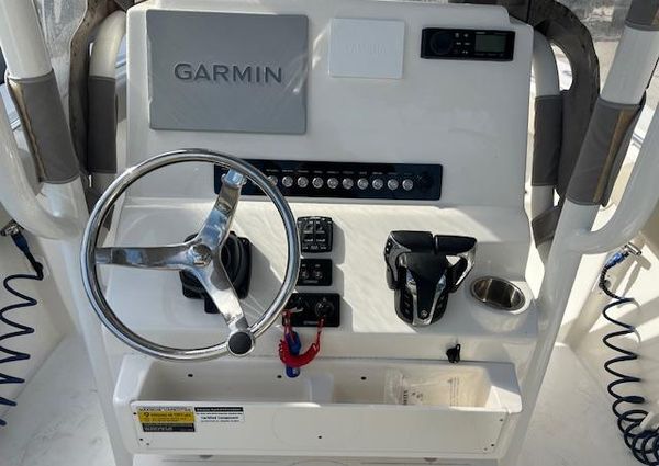 Key-west 244-CENTER-CONSOLE image