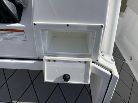 Blackfin 242-CC image