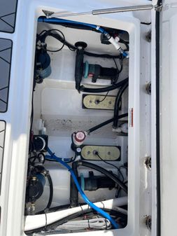 Blackfin 242-CC image