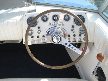 Correct-craft MUSTANG-16 image