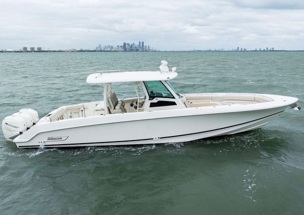 Boston Whaler 380 Outrage image