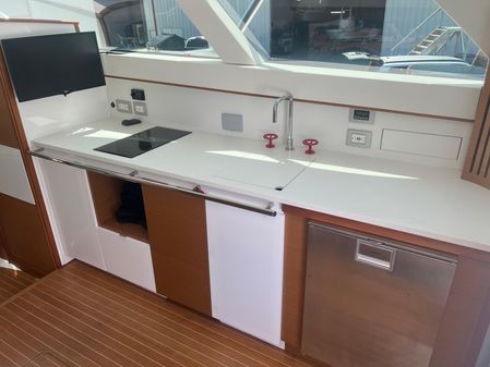 Bertram 35 Flybridge image