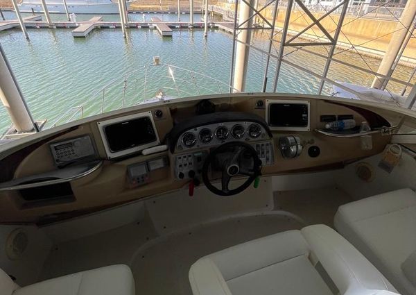 Carver 444 Cockpit Motor Yacht image